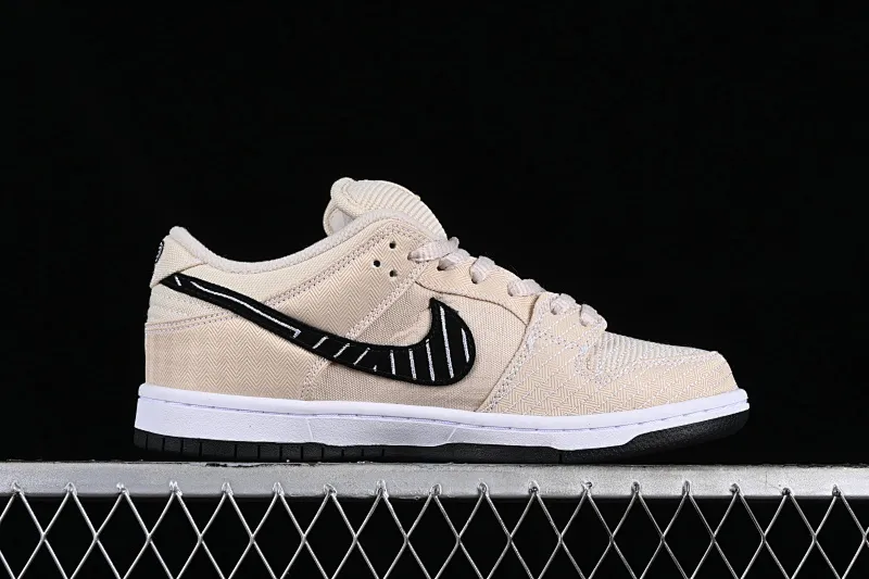All Categories Nk SB Dunk Series Nk SB Dunk Low Low-top Sneakers J Version Albino & Preto